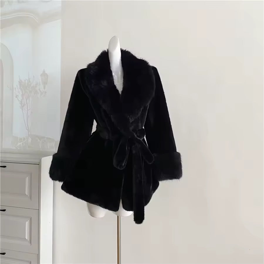 Carrie fake fur coat- black