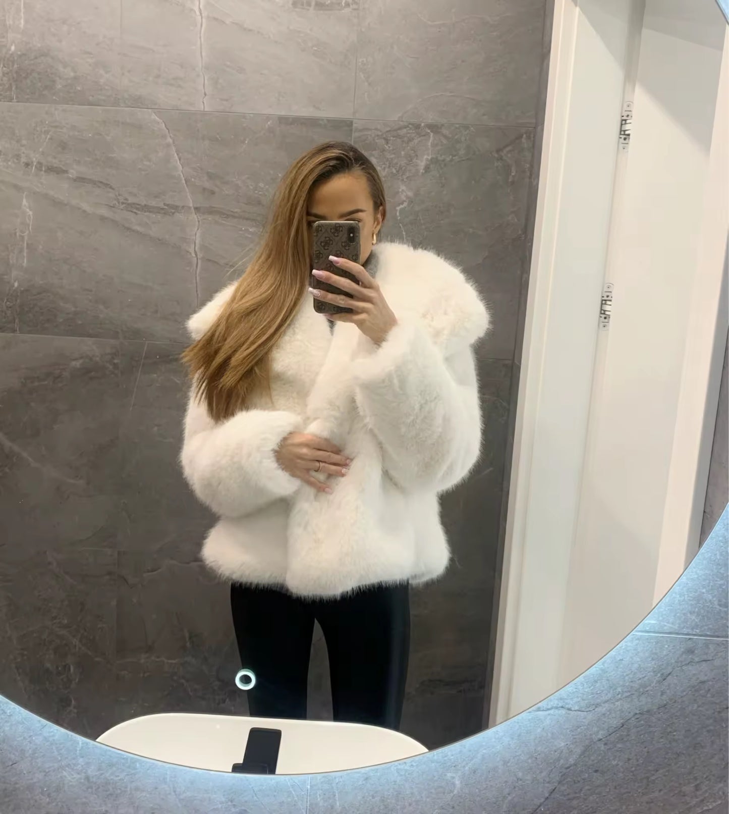 Anaïs fake fur jacket- white
