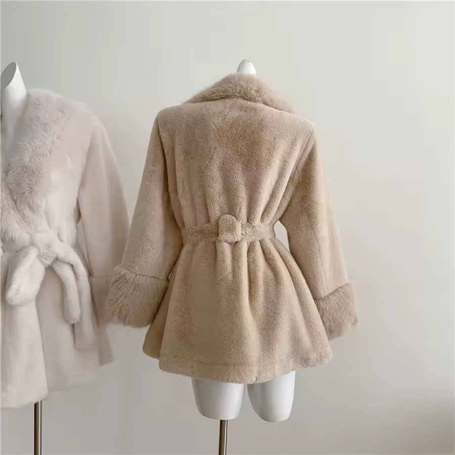 Carrie fake fur coat- dark beige