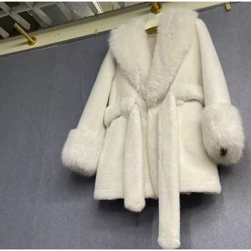 Carrie fake fur coat- beige