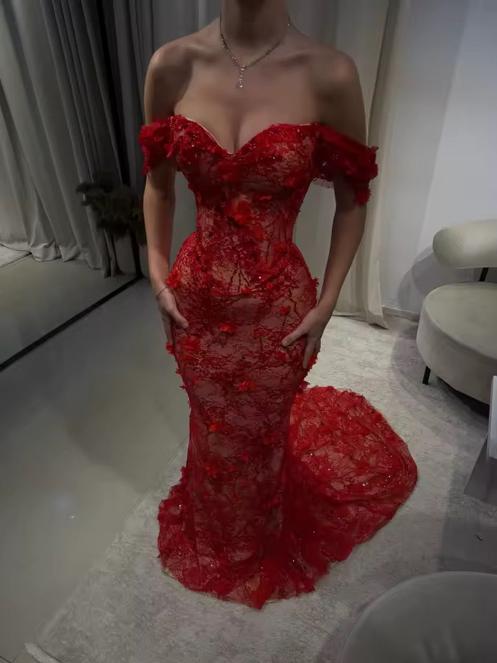 Vera gown- red