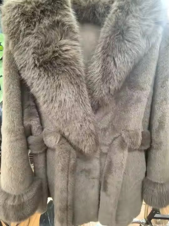 Carrie fake fur coat- brown