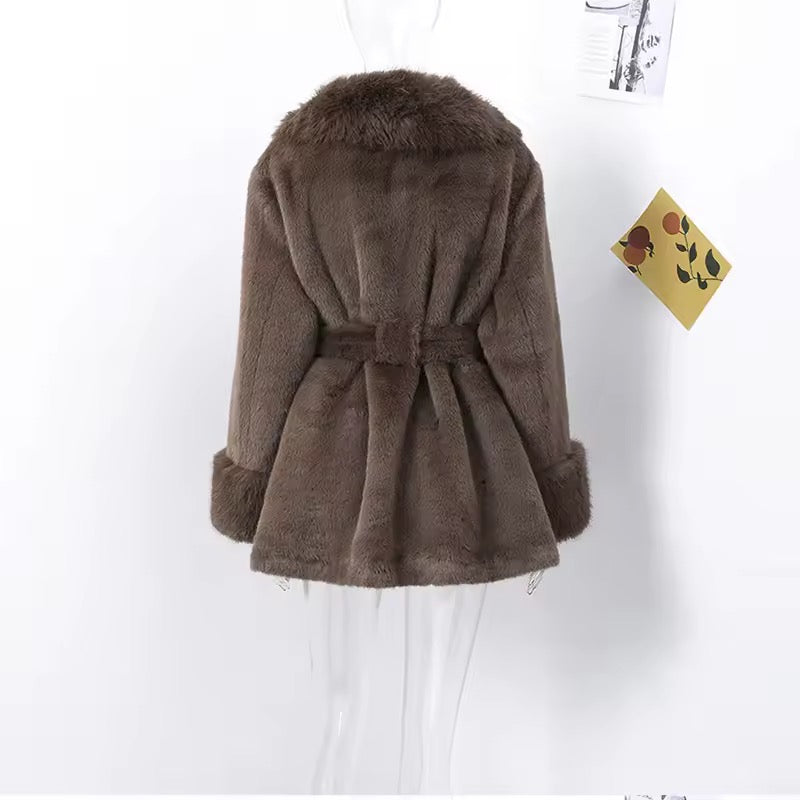 Carrie fake fur coat- brown