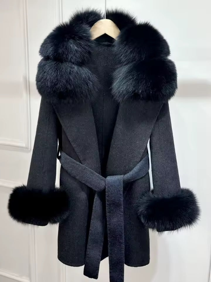 Belinda fur coat plus- black