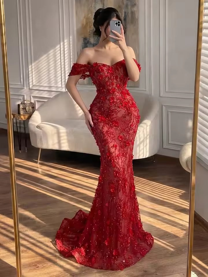 Vera gown- red