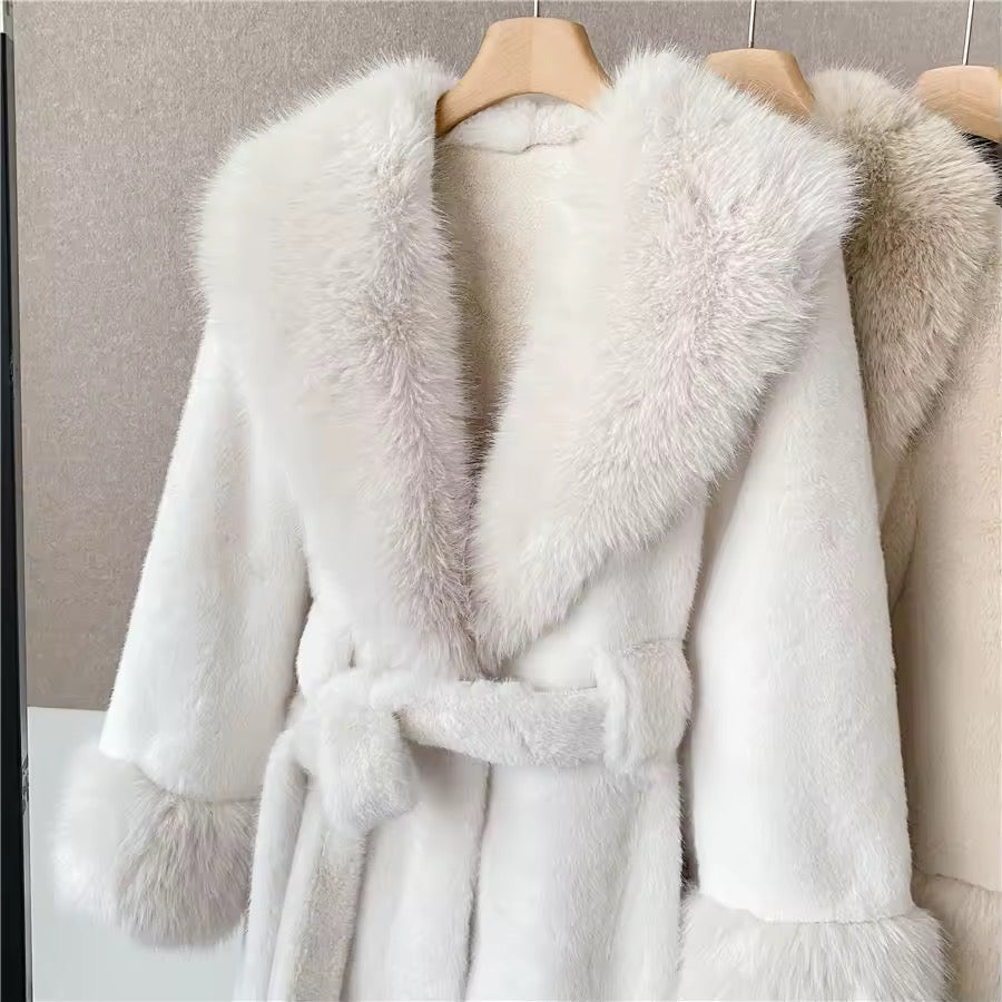 Carrie fake fur coat- beige