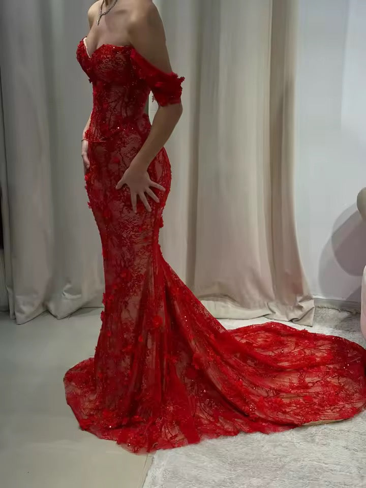 Vera gown- red