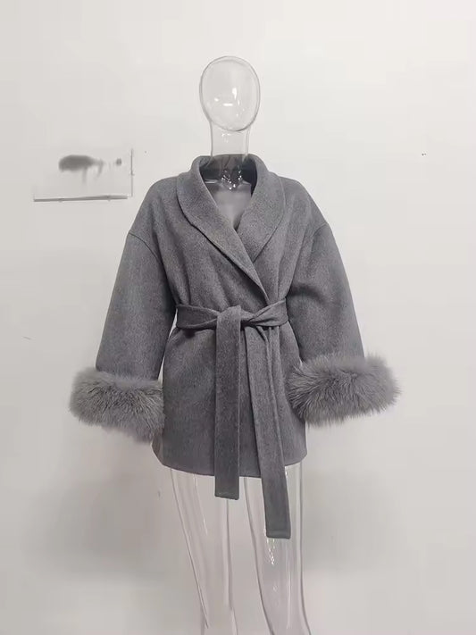 Betsy fake fur coat- grey