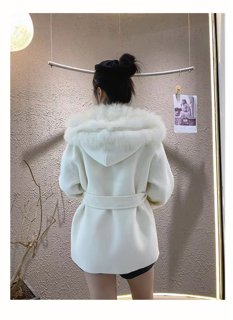 Mathilda fake fur coat- white