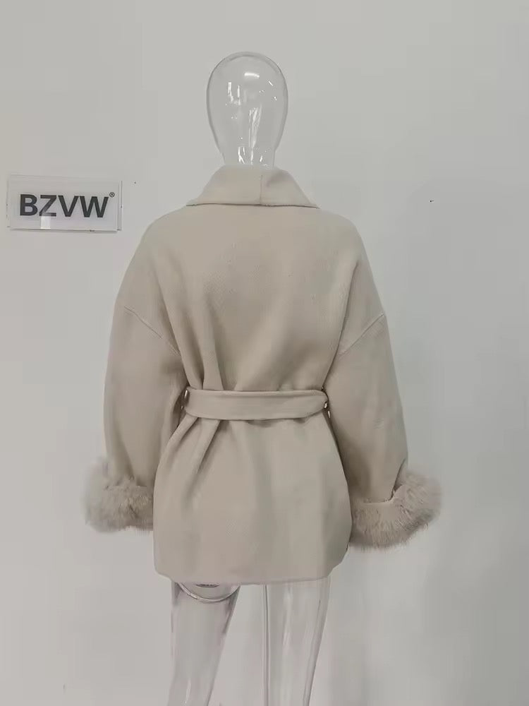 Betsy fake fur coat- beige
