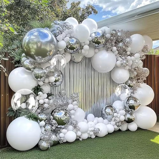 Balloon garland- silver dream