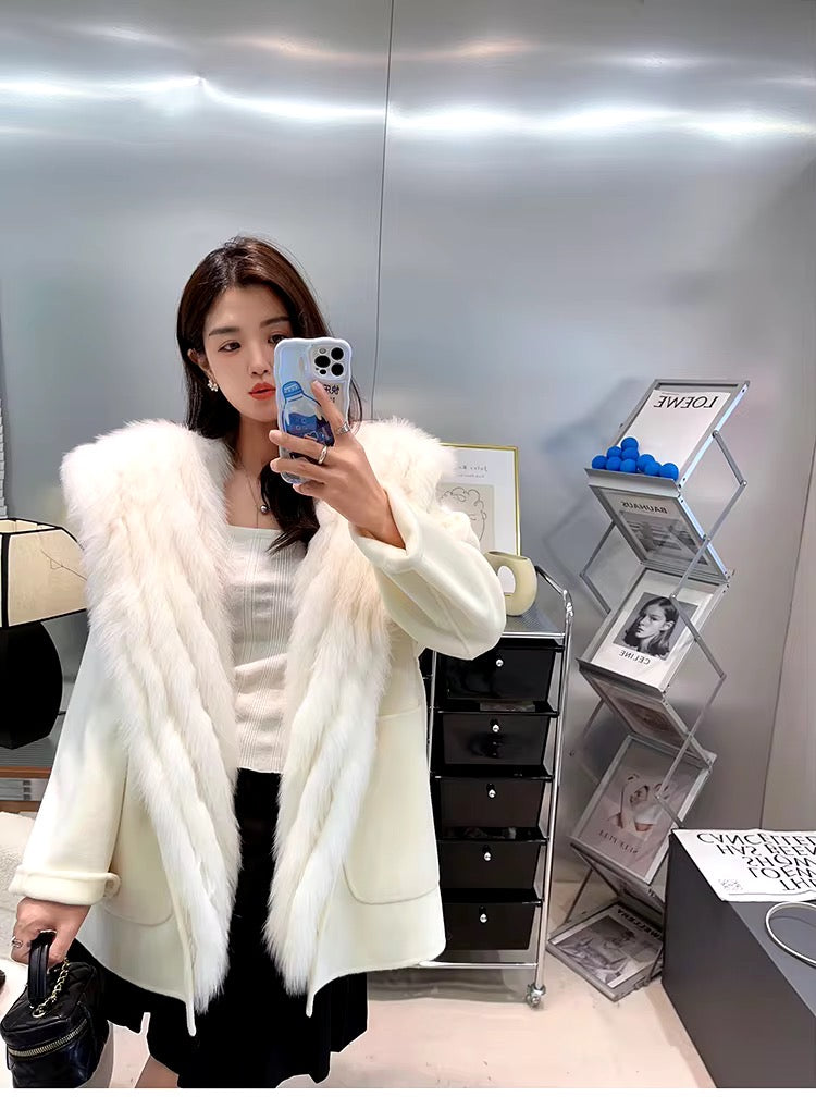 Mathilda fake fur coat- white