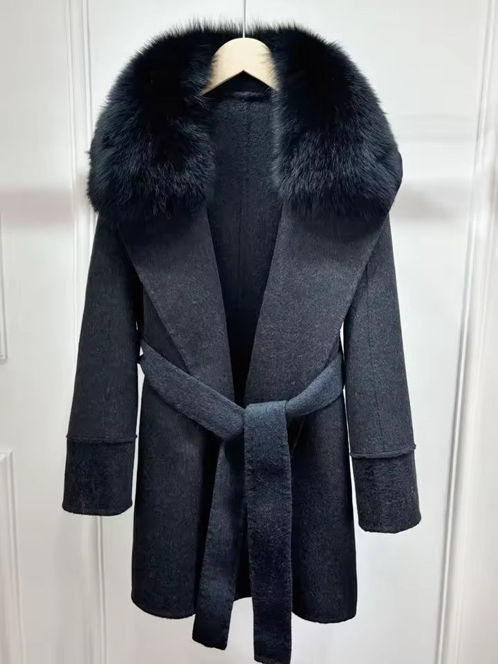 Vera fur coat- black