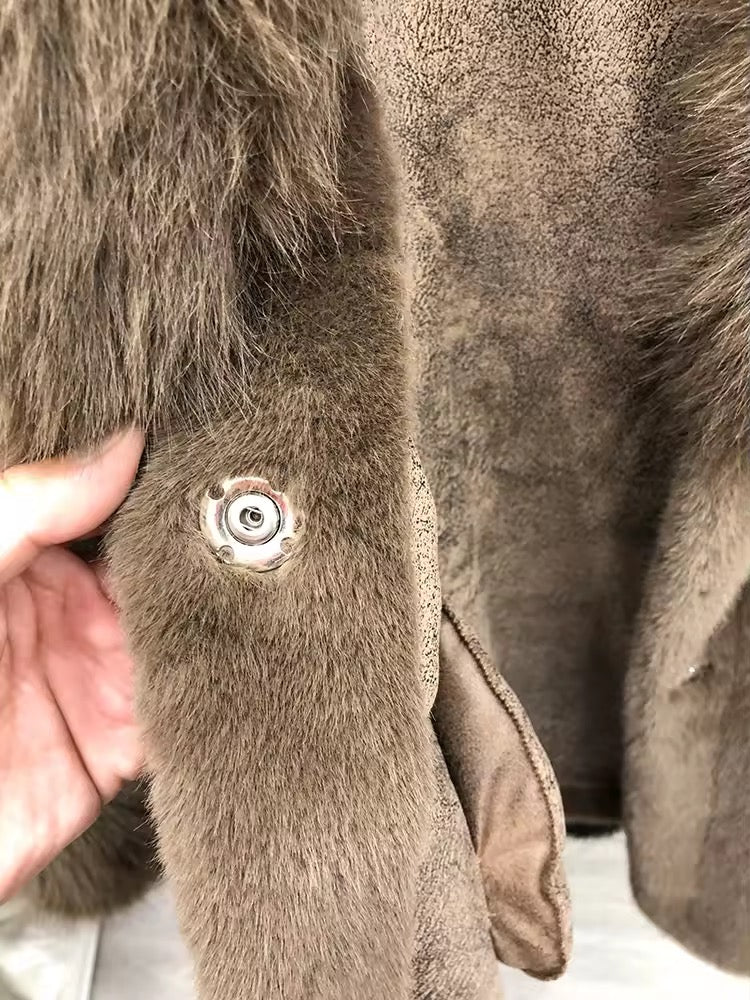 Carrie fake fur coat- brown