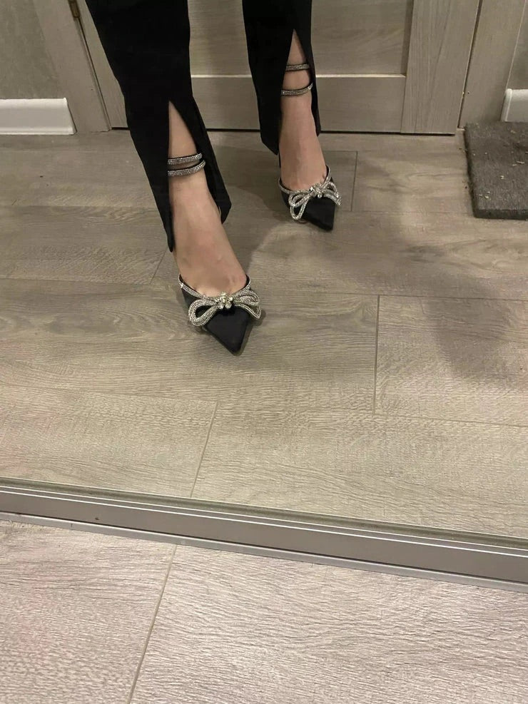 Leah bow heels- black