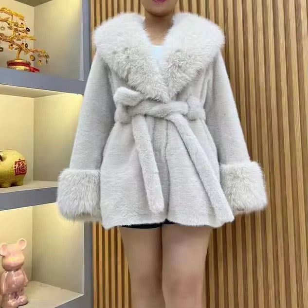 Carrie fake fur coat- beige