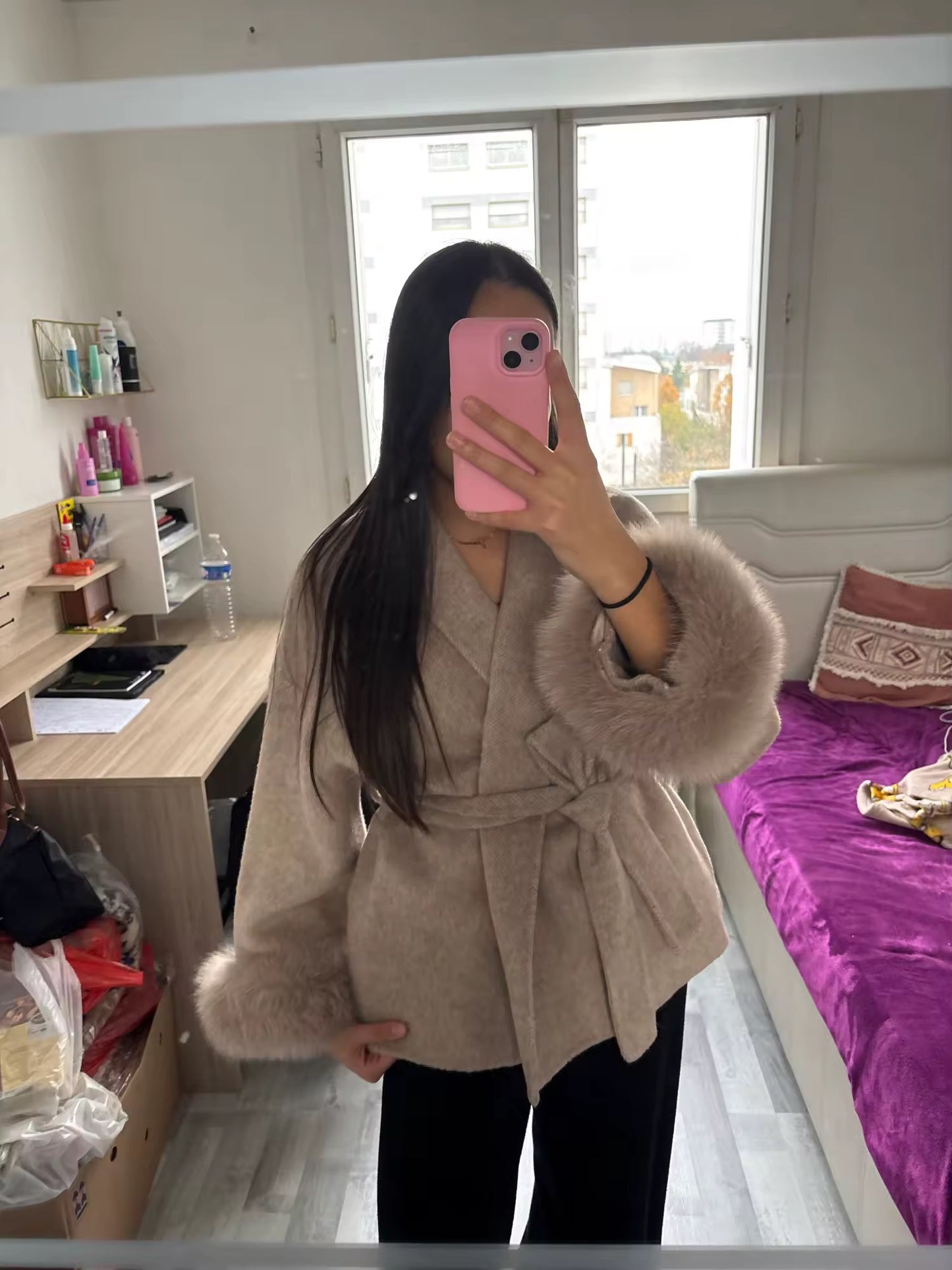 Betsy fake fur coat- deep beige