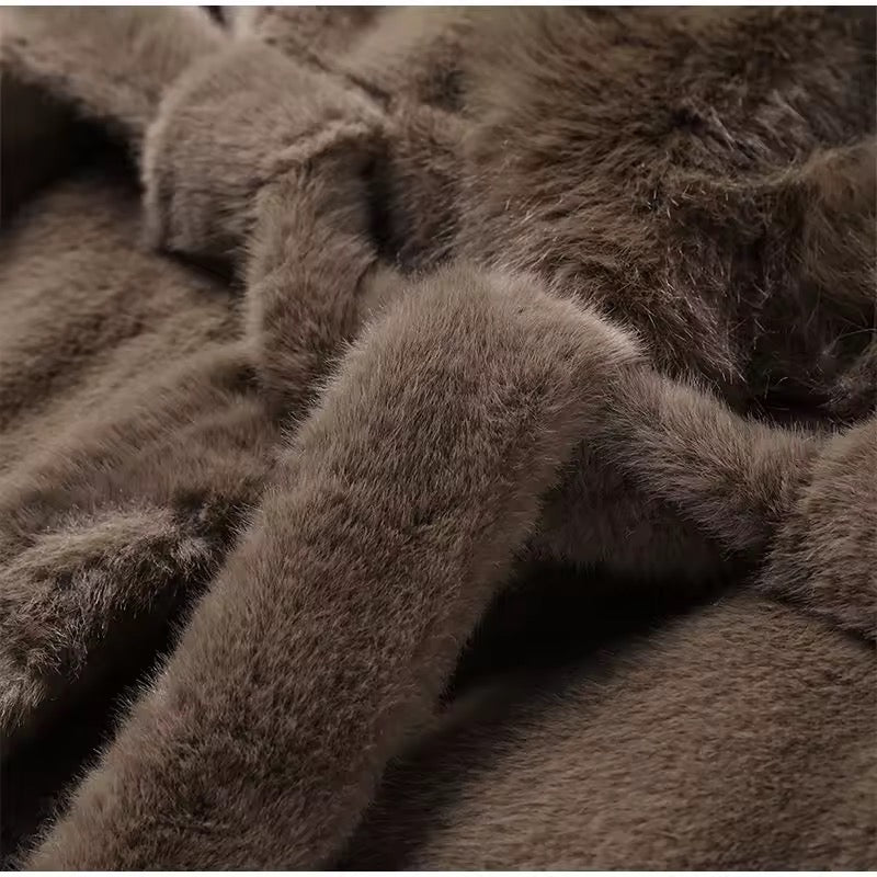 Carrie fake fur coat- brown