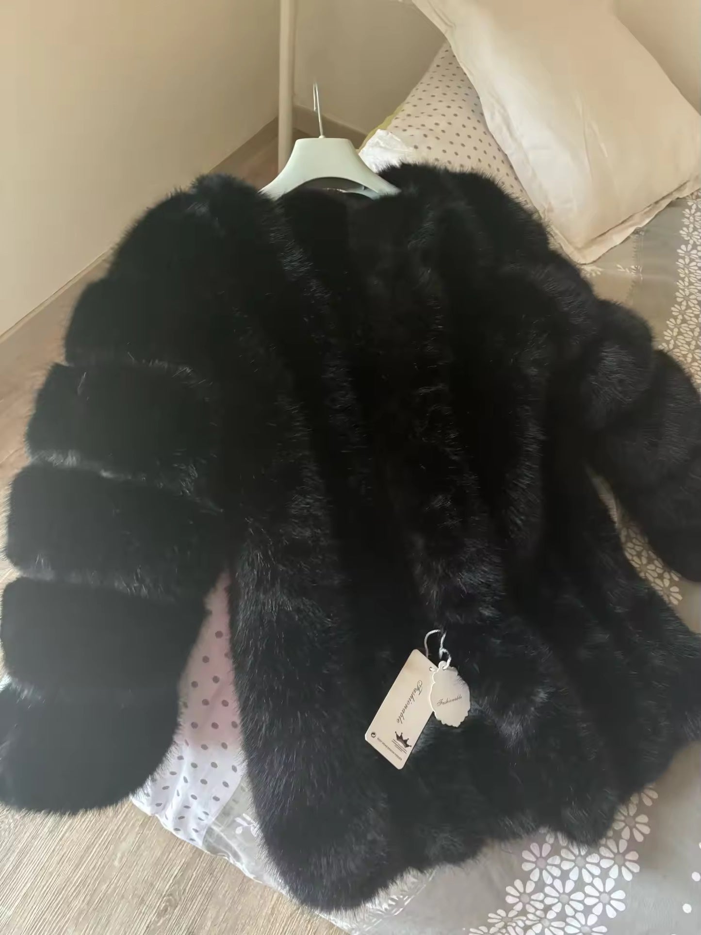 Samantha fake fur coat- black