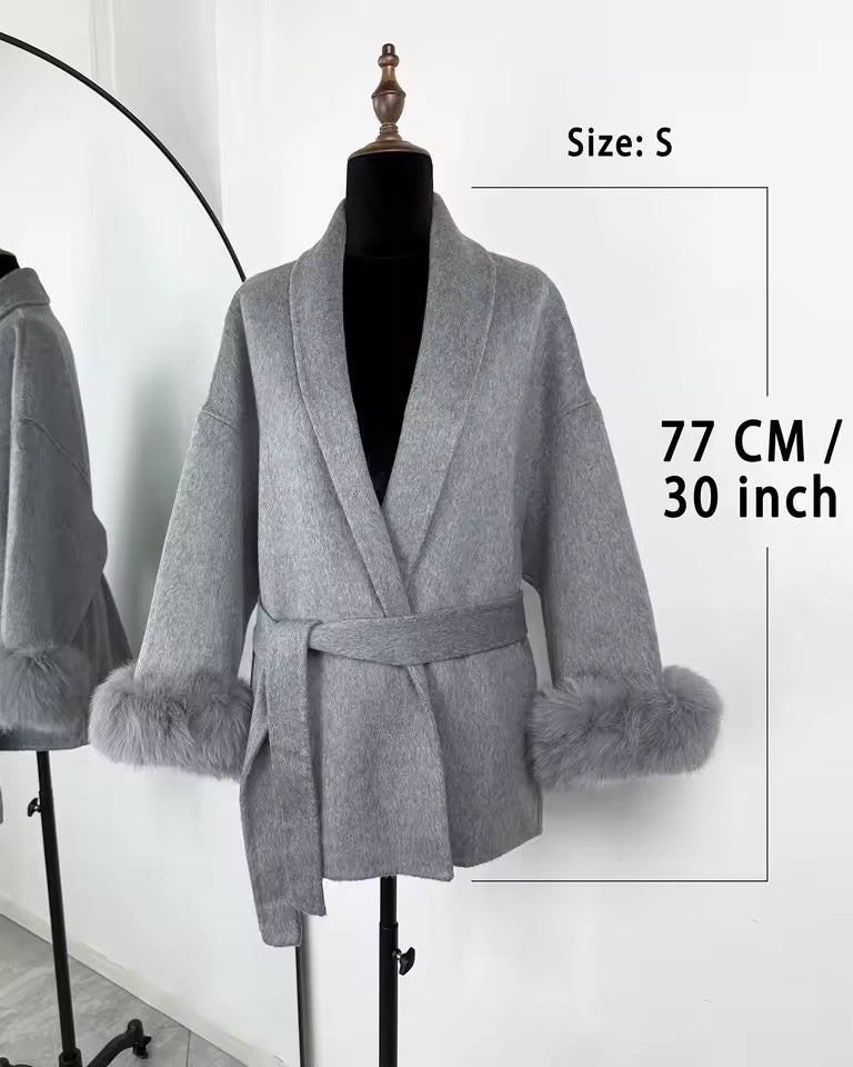 Betsy fur coat- short grey