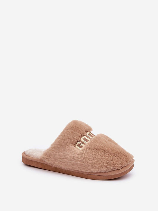 Slippers model 204941 Step in style